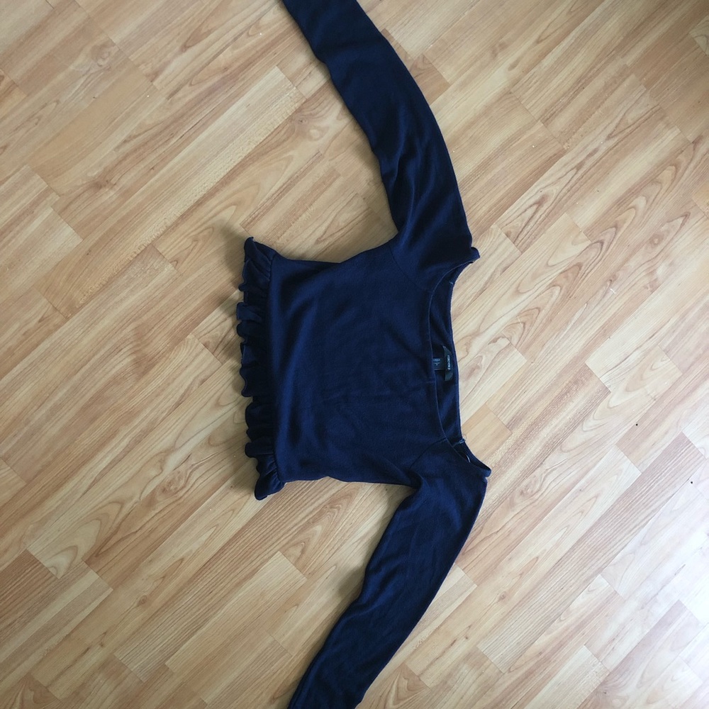 Long sleeve crop top